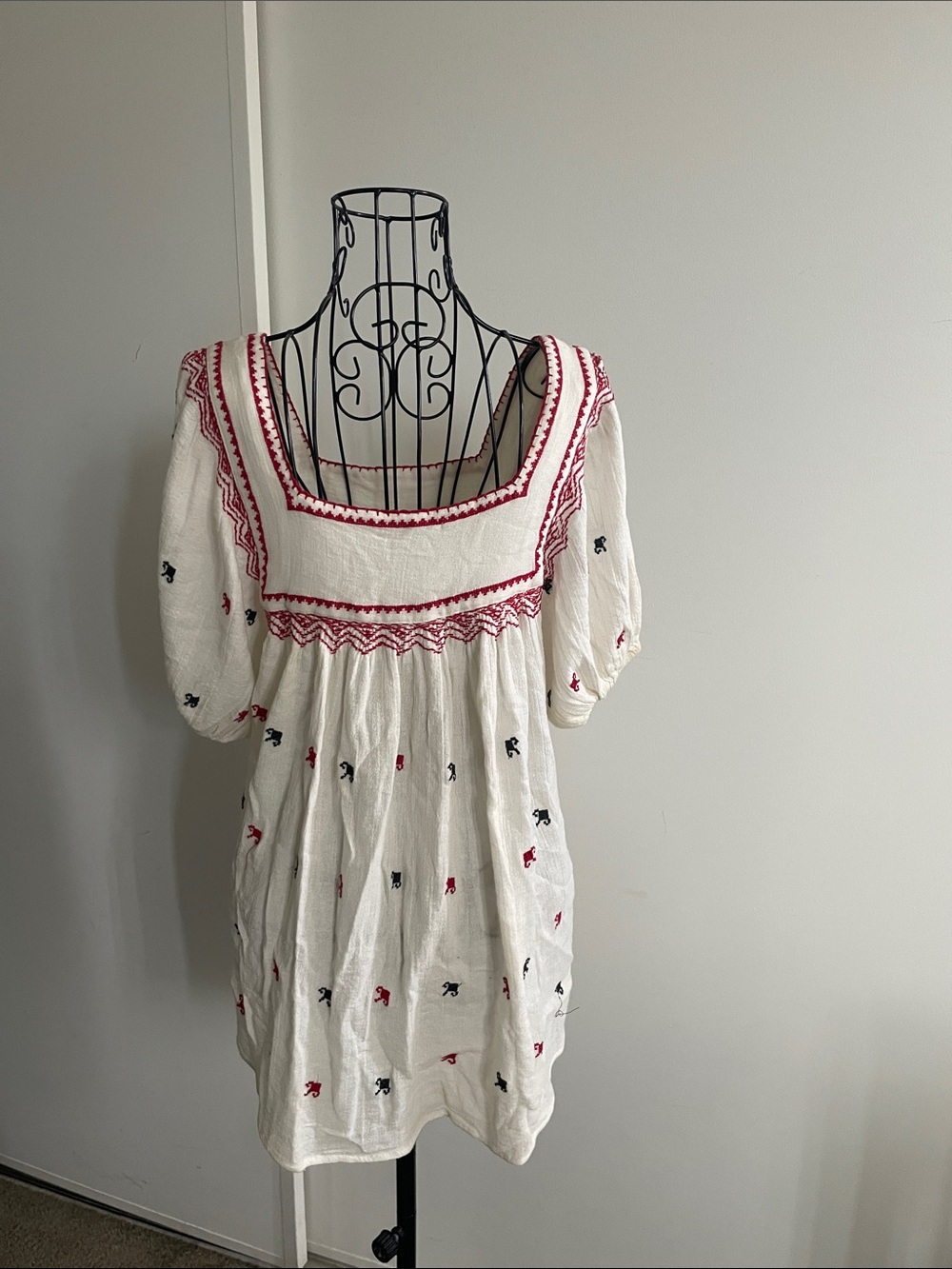5. MES DEMOISELLES boho floral peasant blouse - Picture 4 of 7
